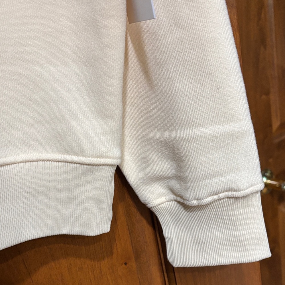 NWT Huega House Men's Cream Crewneck Sweater SZ M - Picture 6 of 7